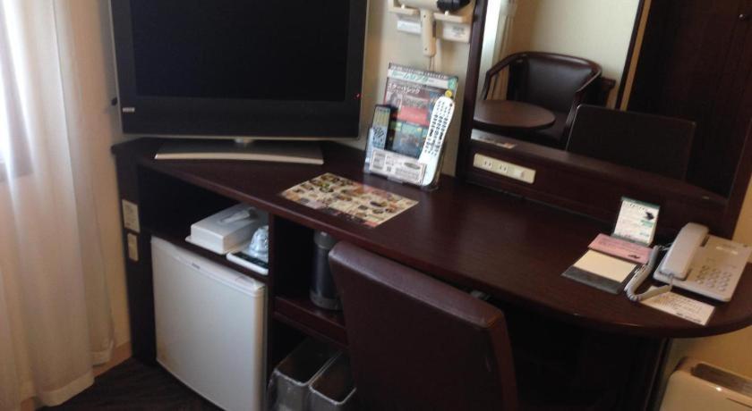 Hotel Route Inn Hirosaki Ekimae מראה חיצוני תמונה