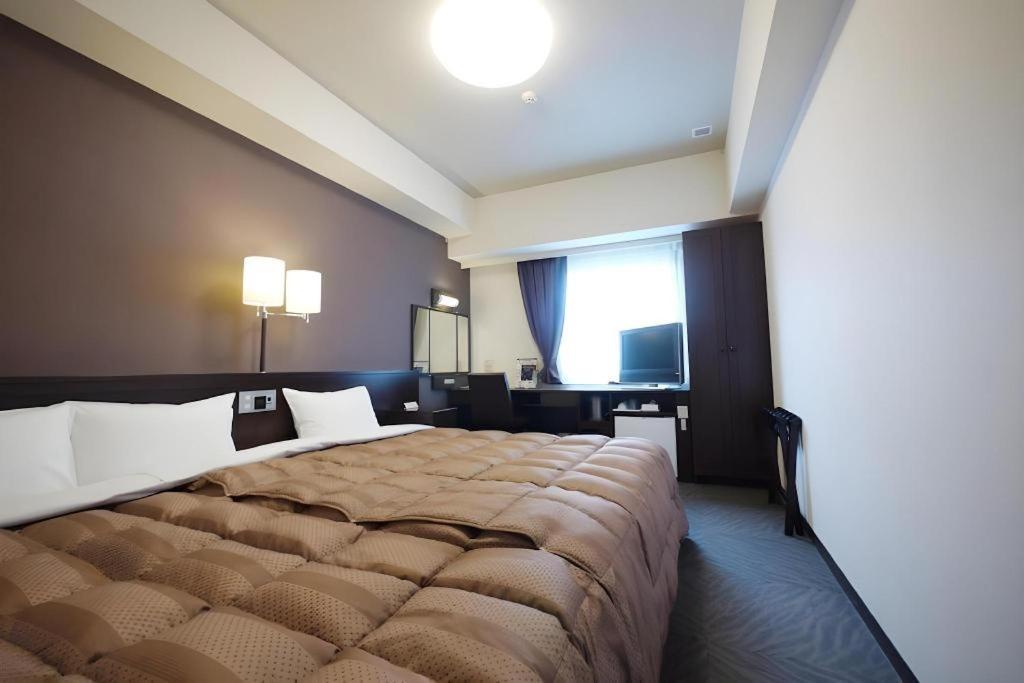 Hotel Route Inn Hirosaki Ekimae מראה חיצוני תמונה